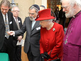 The Queen and Rabbi Jonathan Sacks The Queen and Rabbi Jonathan Sacks